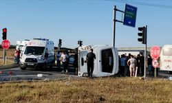 Tekirdağ’da işçi servisi ile ticari araç çarpıştı: 12 yaralı